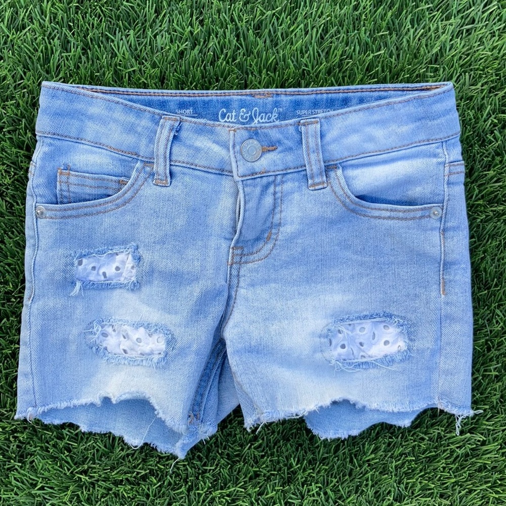 Cat & Jack Girl’s Jean Shorts // Size M 7-8